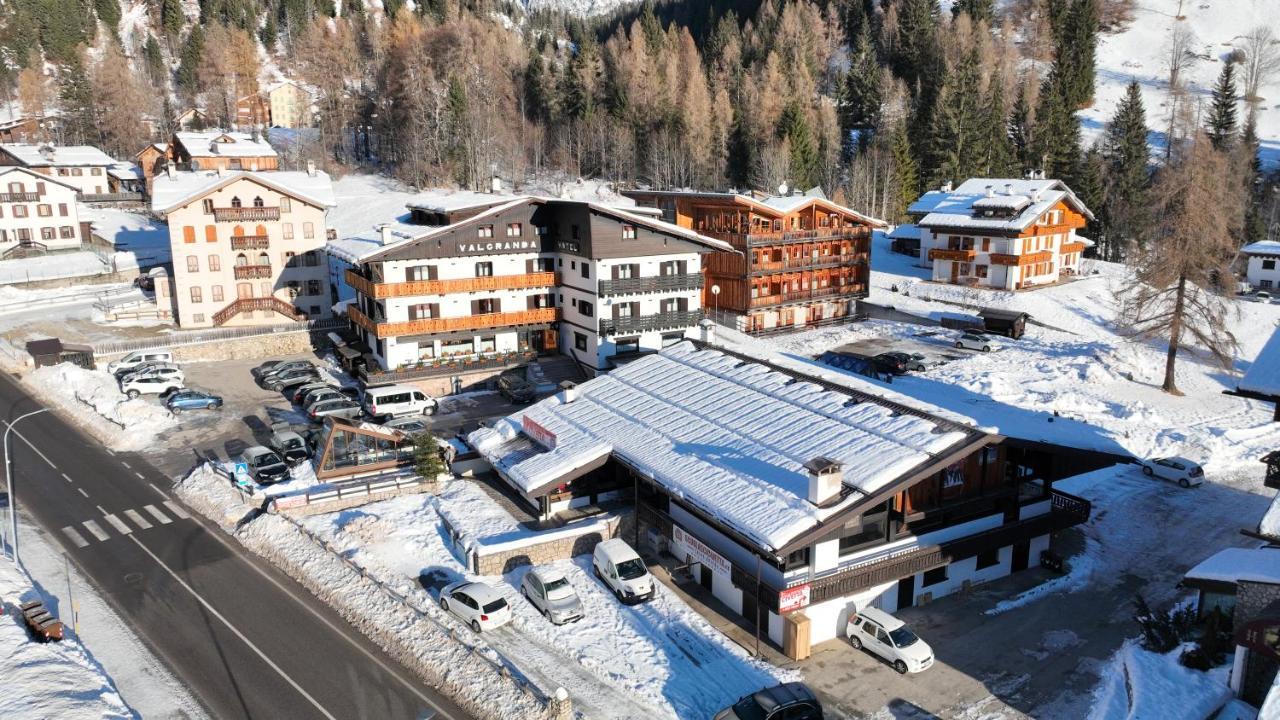 Hotel Valgranda Wellness & Spa Val di Zoldo Extérieur photo